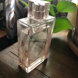 Burberry Brit sheer